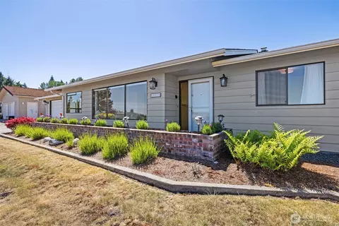 1356 E 8th St, Port Angeles, WA 98362