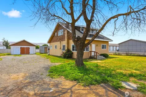 502 W Washington Ave, Union Gap, WA 98903