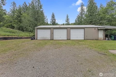 Exterior - 39322 310th Ave SE, Enumclaw, WA 98022 photo 7 of 9