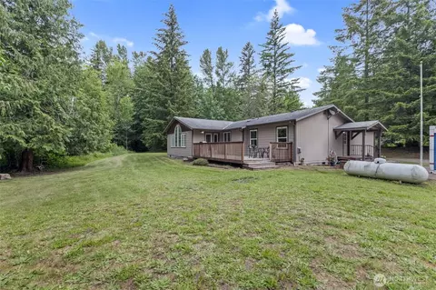 Exterior - 39322 310th Ave SE, Enumclaw, WA 98022 photo 5 of 9