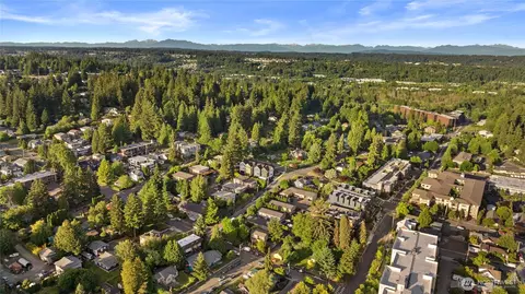 View/Area - 18607 104th Ave NE #A, Bothell, WA 98011 photo 3 of 3