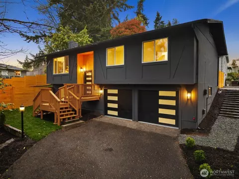 7211 182nd St SW, Edmonds, WA 98026