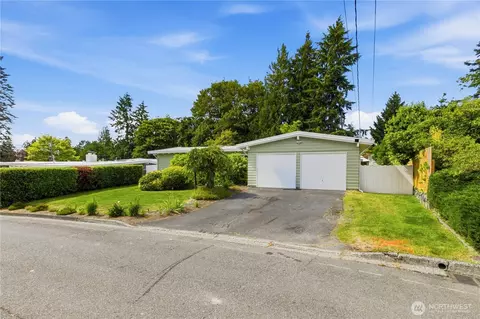10510 SE 233rd Pl, Kent, WA 98031