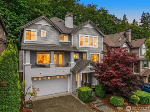 773 Summerhill Ridge Dr NW, Issaquah, WA 98027