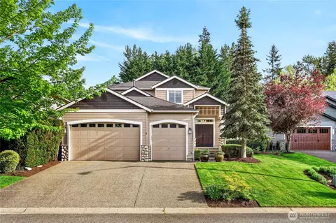 24861 NE 1st Pl, Sammamish, WA 98074