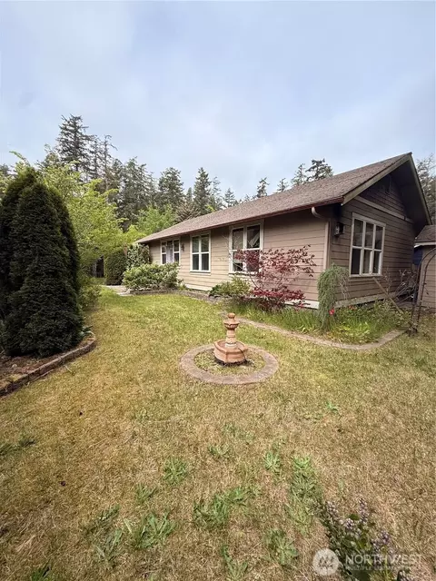 71 Nesting Place Ln #B, Friday Harbor, WA 98250