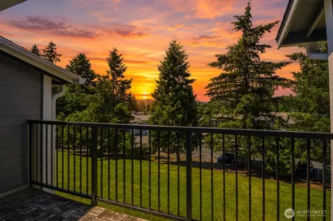 14221 NE 181st Pl #P302, Woodinville, WA 98072