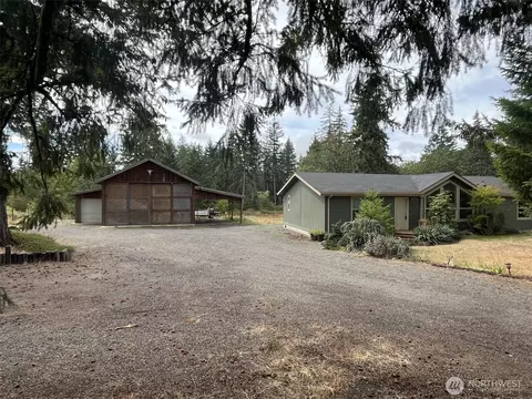 12443 133rd Ave SE, Rainier, WA 98576