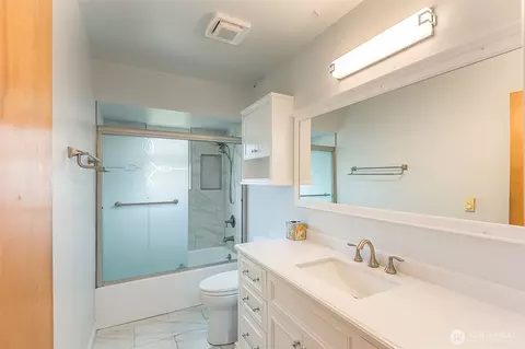 Bath - 717 E Spruce St, Sequim, WA 98382 photo 1 of 1