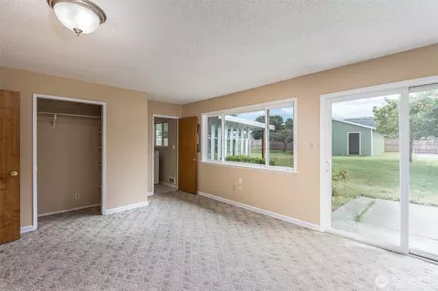Bedroom - 717 E Spruce St, Sequim, WA 98382 photo 6 of 6