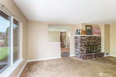 Living - 717 E Spruce St, Sequim, WA 98382 photo 4 of 5