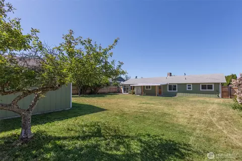 Exterior - 717 E Spruce St, Sequim, WA 98382 photo 9 of 15