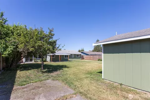 Exterior - 717 E Spruce St, Sequim, WA 98382 photo 15 of 15