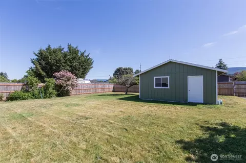 Exterior - 717 E Spruce St, Sequim, WA 98382 photo 14 of 15