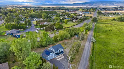 1603 W Dry Crk, Ellensburg, WA 98926