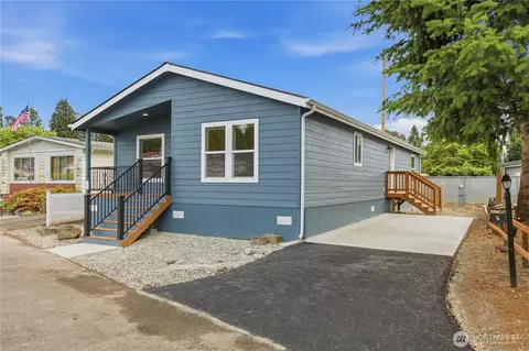 1510 Maple Ln #5, Kent, WA 98030