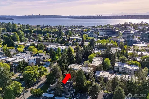 746 Kirkland Cir #F102, Kirkland, WA 98033