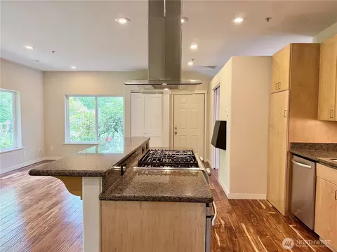 Kitchen - 10021 7th Ave NW #E, Seattle, WA 98177 photo 2 of 3