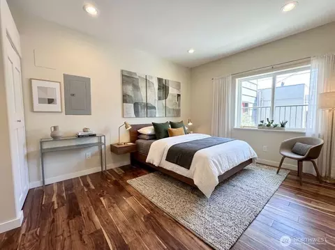 Bedroom - 10021 7th Ave NW #E, Seattle, WA 98177 photo 3 of 4