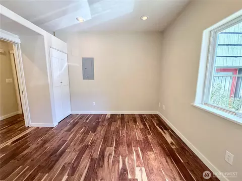 Bedroom - 10021 7th Ave NW #E, Seattle, WA 98177 photo 4 of 4