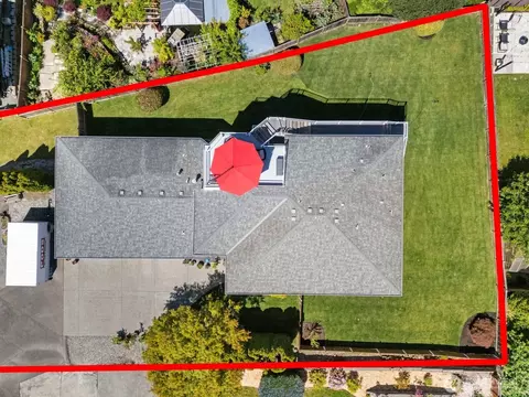 View/Area - 4909 Chinook Dr, Everett, WA 98203 photo 3 of 5