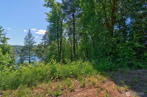 300 E Bridger Ln, Shelton, WA 98584