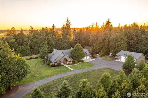 8751 Weidkamp Rd, Lynden, WA 98264
