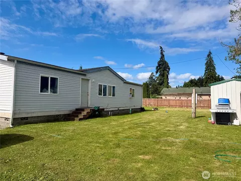6823 201st Ave SW, Centralia, WA 98531