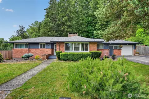 621 E Summa St, Centralia, WA 98531
