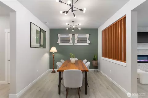 Dining - 4423 228th Pl SE, Bothell, WA 98021 photo 2 of 3