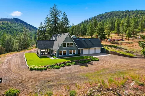 7895 N Fork Rd, Yakima, WA 98903