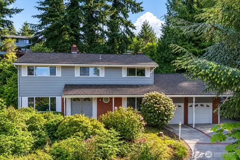 14901 SE 47th Pl, Bellevue, WA 98006