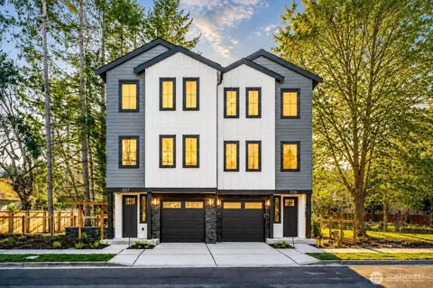537 NW Juniper St, Issaquah, WA 98027