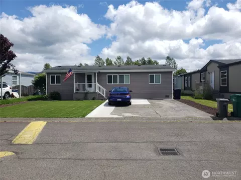 497 Willow Dr #125, Enumclaw, WA 98022