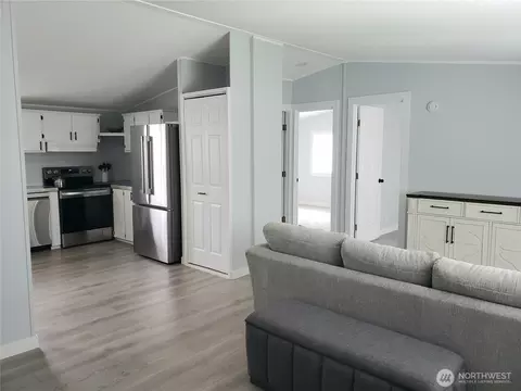 497 Willow Dr #125, Enumclaw, WA 98022 photo 3