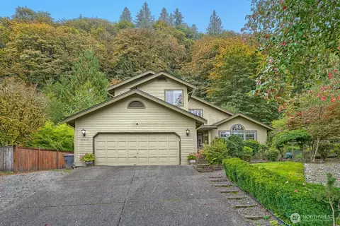 15827 SE 156th Ct, Renton, WA 98058