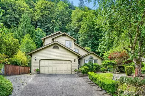 15827 SE 156th Ct, Renton, WA 98058