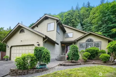 15827 SE 156th Ct, Renton, WA 98058