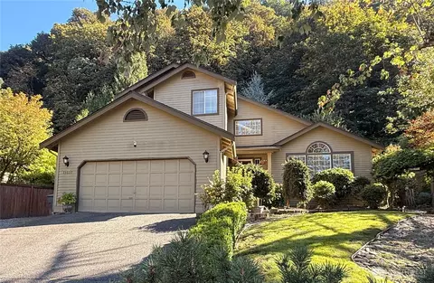 15827 SE 156th Ct, Renton, WA 98058