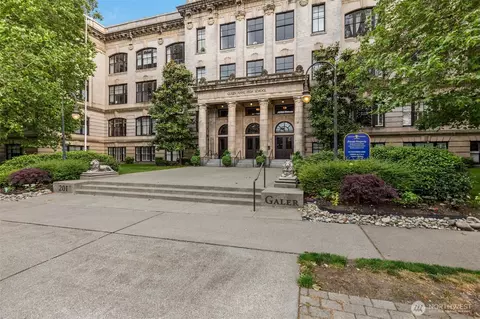 201 Galer St #320, Seattle, WA 98109