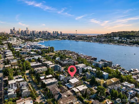 2326 Minor Ave E #B, Seattle, WA 98102