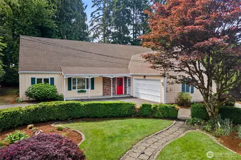 2401 SW 316th St, Federal Way, WA 98023