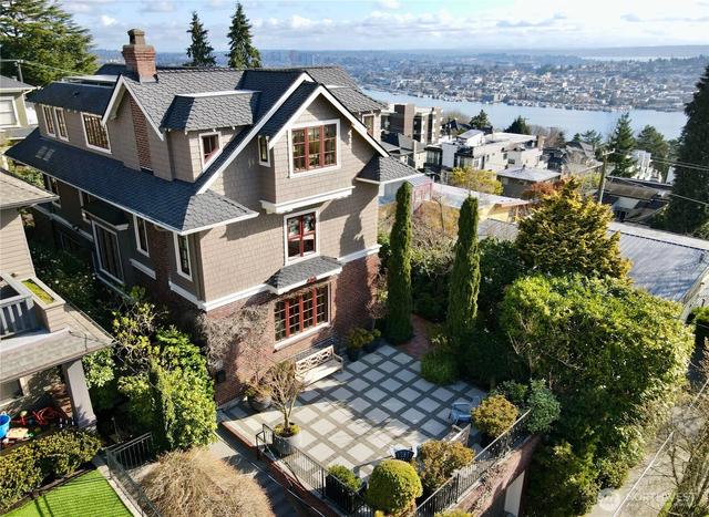 406 Galer St, Seattle, WA 98109