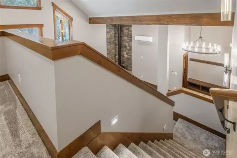 Entry Way - 108 Bitterroot Ln, Ronald, WA 98940 photo 2 of 2