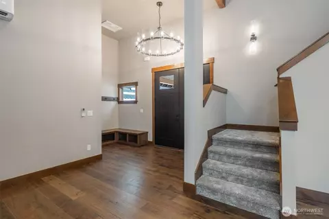 Entry Way - 108 Bitterroot Ln, Ronald, WA 98940 photo 1 of 2