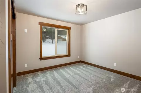 Bedroom - 108 Bitterroot Ln, Ronald, WA 98940 photo 2 of 3