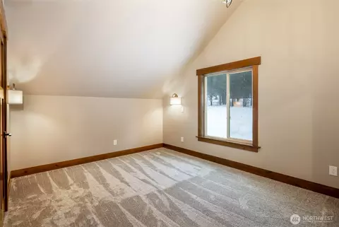 Bedroom - 108 Bitterroot Ln, Ronald, WA 98940 photo 3 of 3