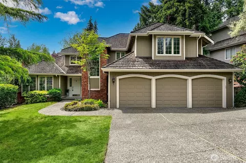 1911 224th Pl NE, Sammamish, WA 98074