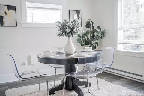 Dining - 1312 39th St, Everett, WA 98201 photo 2 of 2