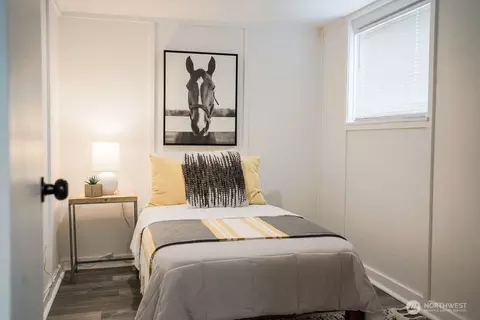 Bedroom - 1312 39th St, Everett, WA 98201 photo 5 of 5